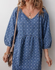 Blauwe denimjurk met textuur, open rug en losvallende pasvorm - Bella Fit™