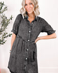 Grijze Denim jurk met Knoopjes, Ruche mouwen en Gewassen Look - Bella Fit™