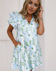 Mini - jurk met Bloemenprint, Contrasterende Randen, Laagjes en Korte Mouwen - Bella Fit™