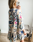Mini - jurk met tribalprint, armbandmouwen en knoopsluiting - Bella Fit™