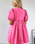 Roze mini - jurk met luipaardprint, pofmouwen, strikdetail en hoge taille - Bella Fit™