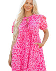 Roze mini - jurk met luipaardprint, pofmouwen, strikdetail en hoge taille - Bella Fit™