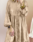 Zwarte Mini Shirtjurk met Metallic Glans, Pofmouwen en Knoopsluiting - Bella Fit™