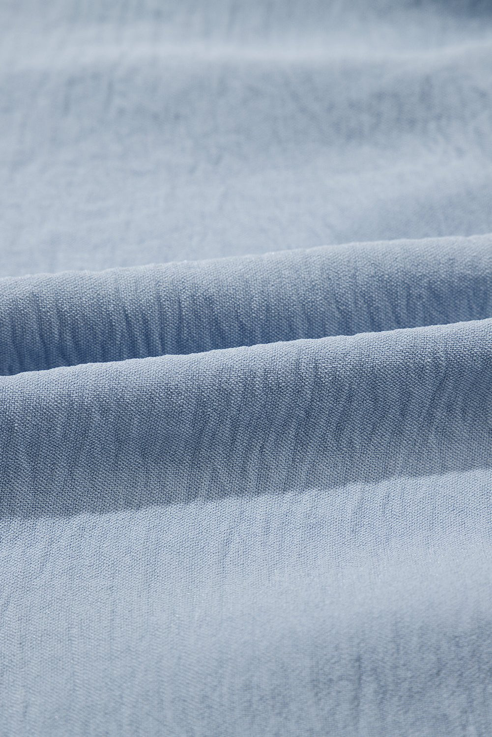 Blauwe gelaagde plooi - jurk met korte pofmouwen, overhemdkraag en knoopsluiting - Bella Fit™