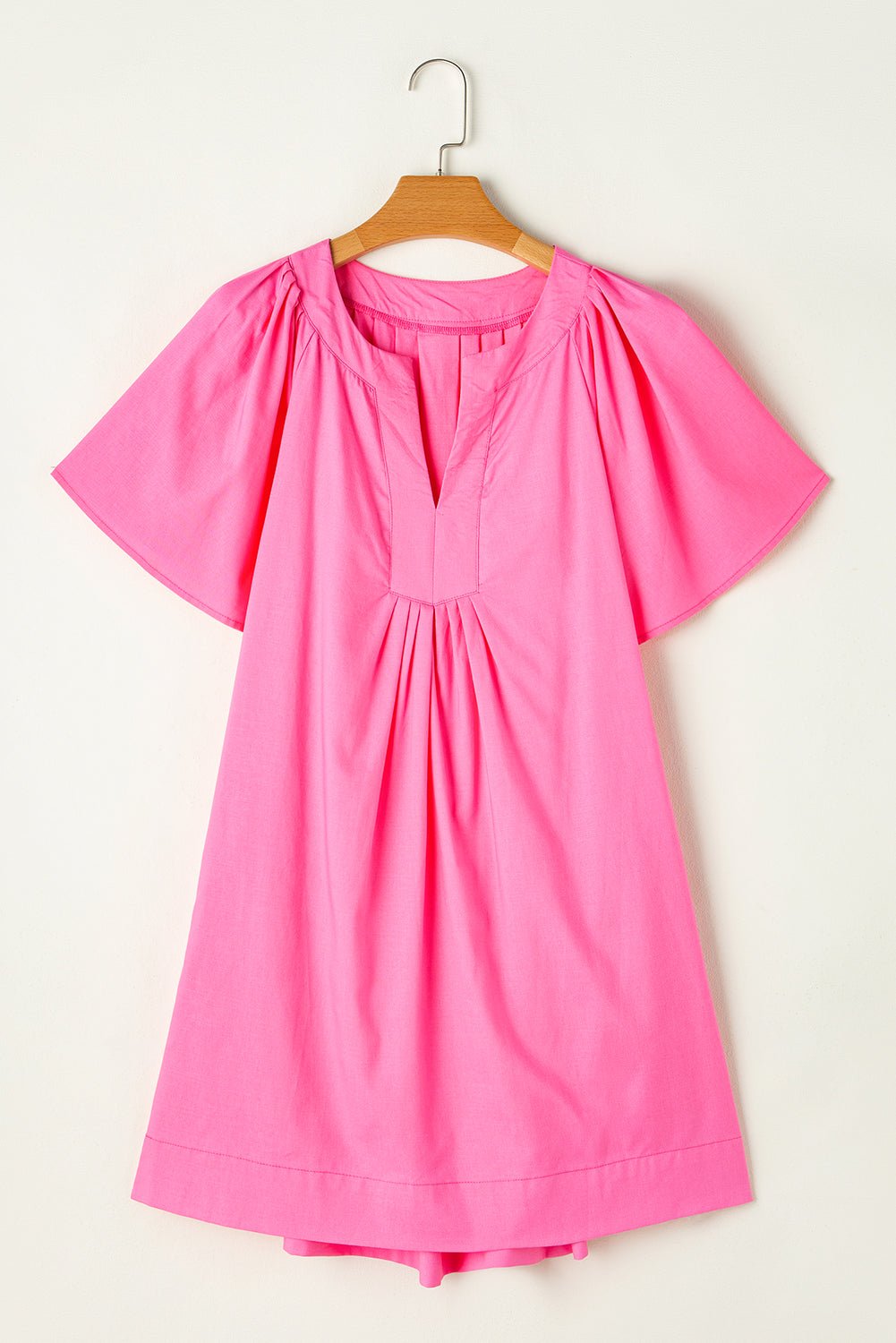 Bonbonroze Plooi Jurk met V - hals, Korte Vlindermouwen en Split Detail - Bella Fit™