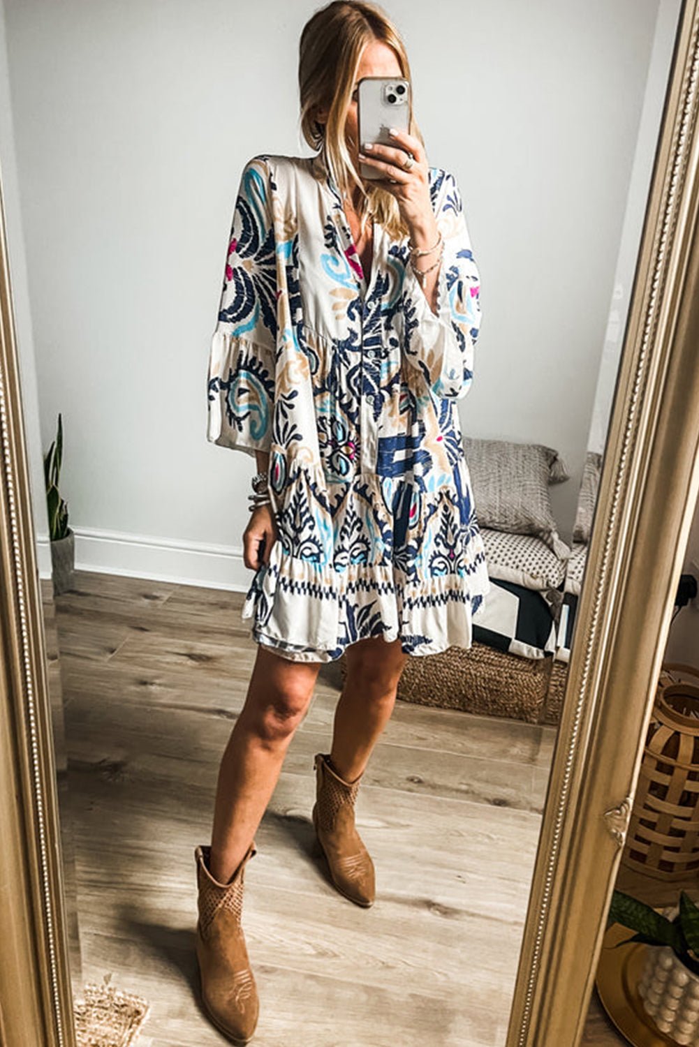 Mini - jurk met tribalprint, armbandmouwen en knoopsluiting - Bella Fit™