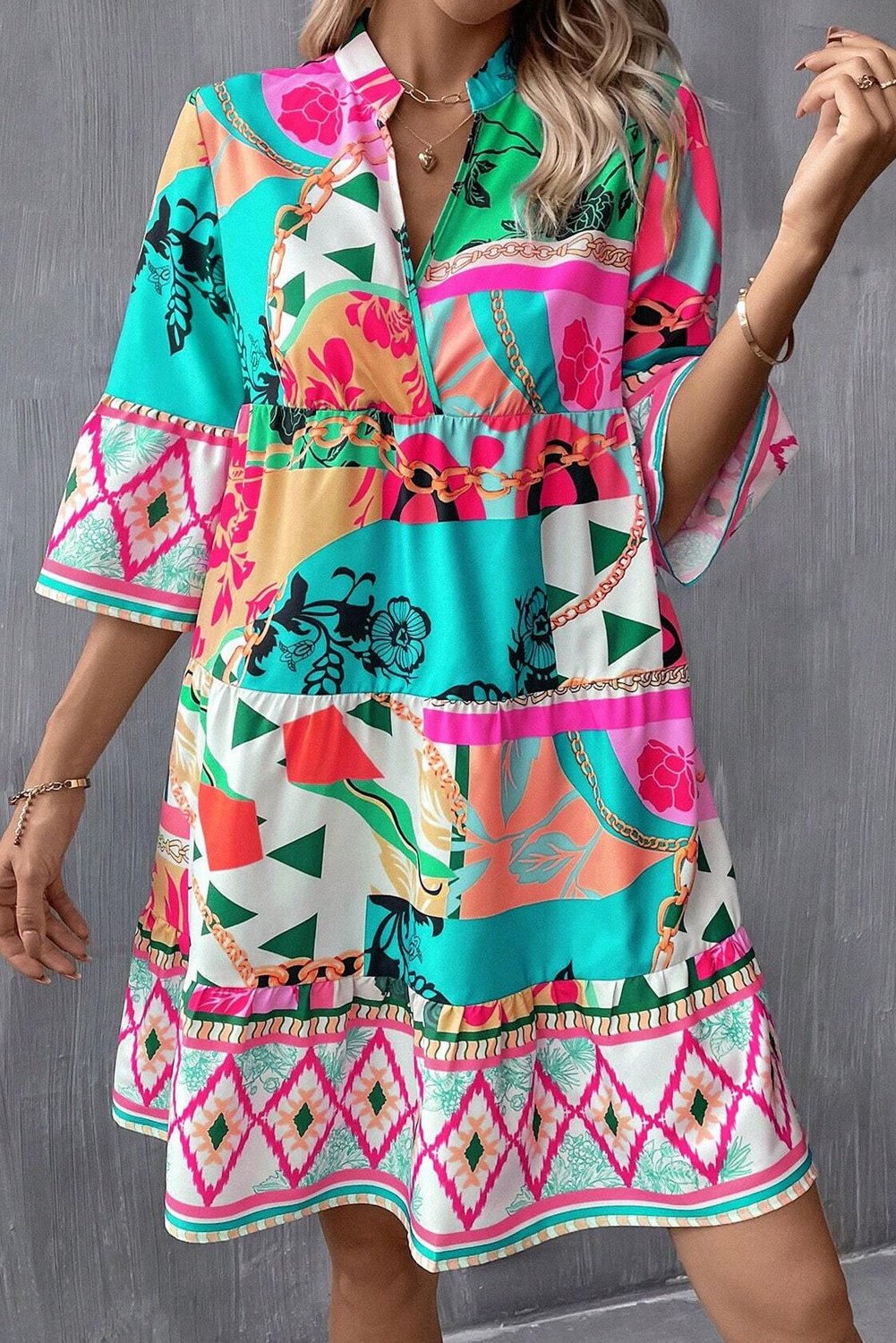 Multicolour Abstracte Mini - jurk met Halve Mouw en V - hals met Inkeping - Bella Fit™